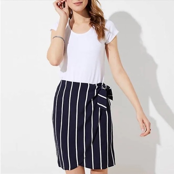 LOFT navy striped wrap skirt - Picture 2 of 2
